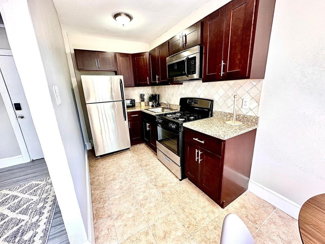 Lennox B401 Peaceful & Perfect Apartment